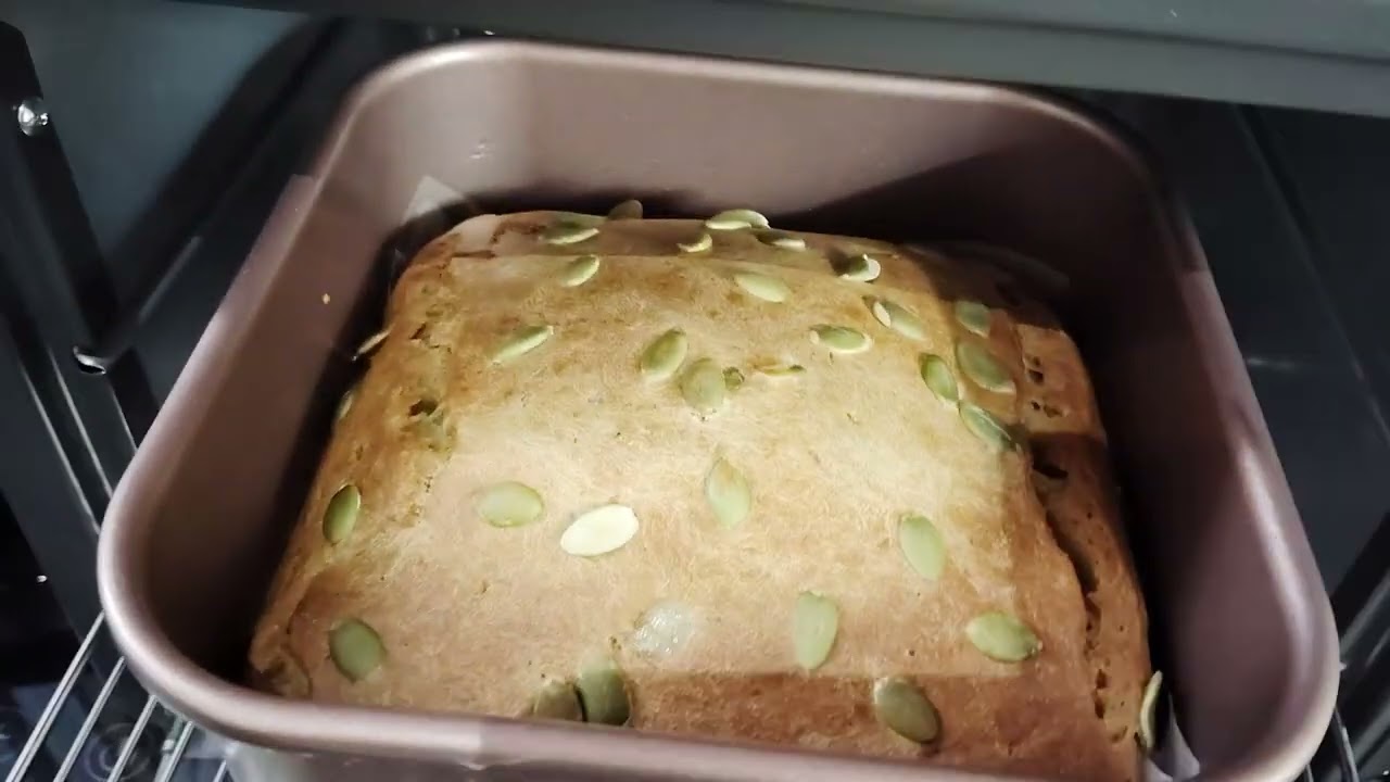 #bakingtime#bananarecipes #with#eggs#vanilla#pumpkin#seeds#sugar#milk #yummy#deliciousfood