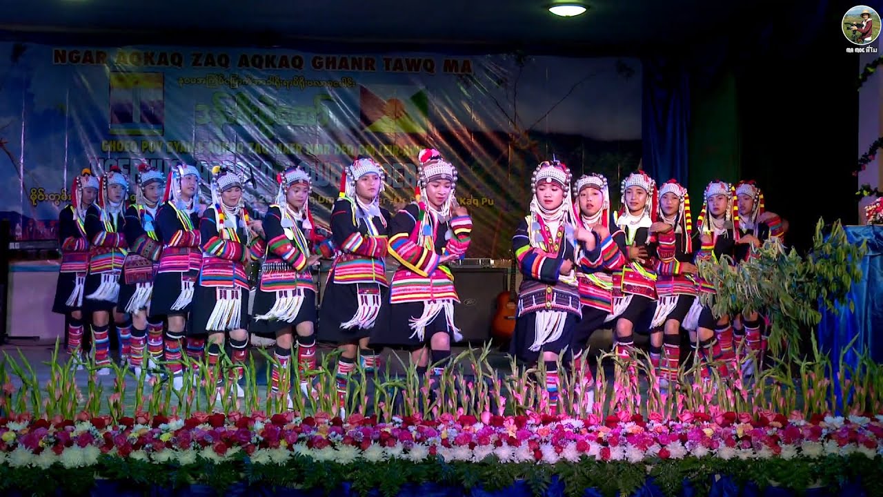 Akha Dance 11