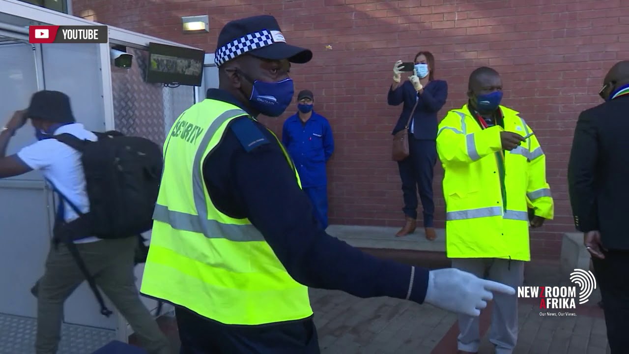 Transport Minister, Fikile Mbalula inspects the Gautrain station