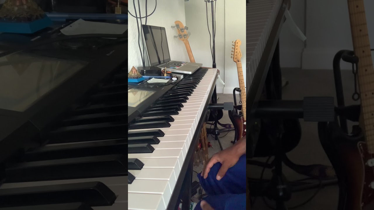 Kanye West - &ldquo;24&rdquo; (Piano tutorial)
