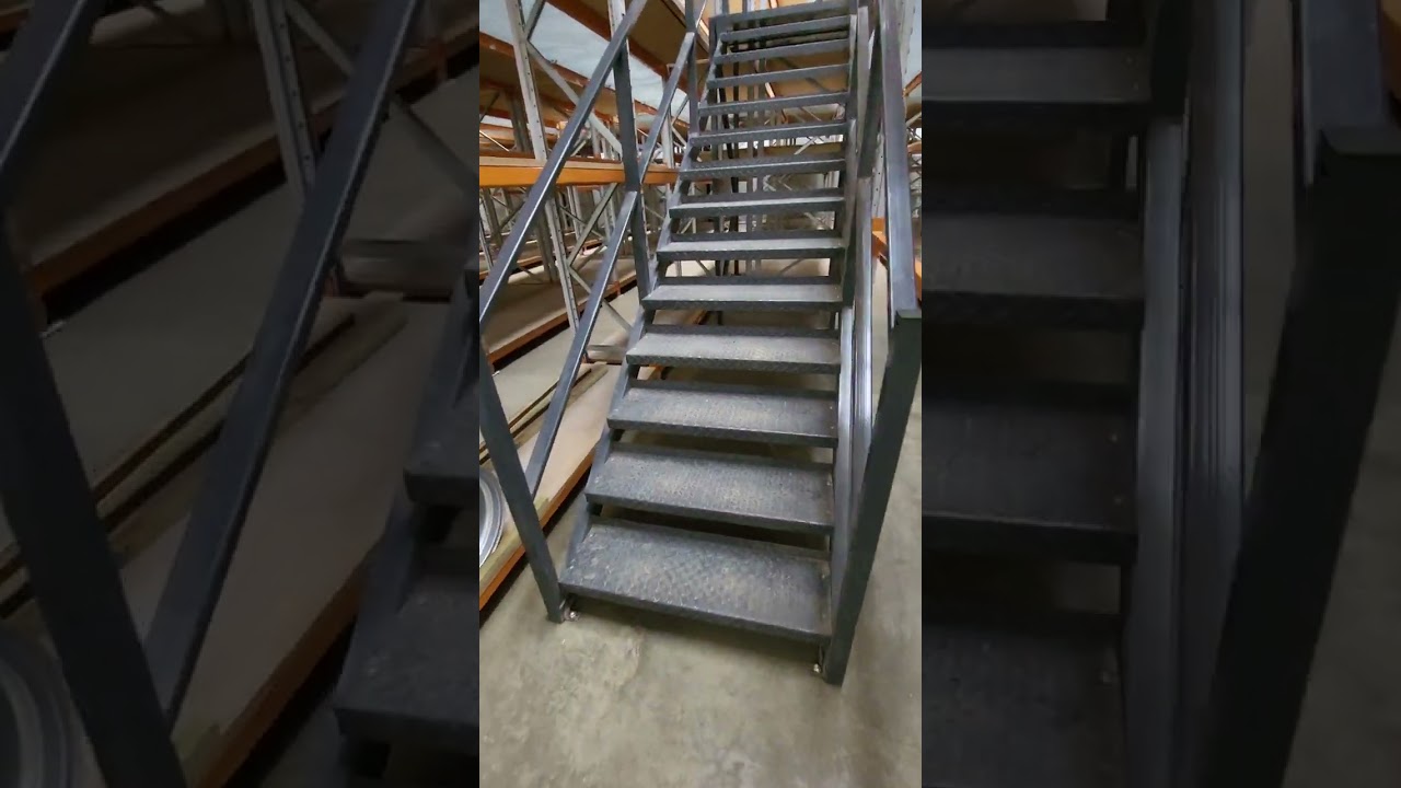Rack supported mezzanine - Extended Version Video