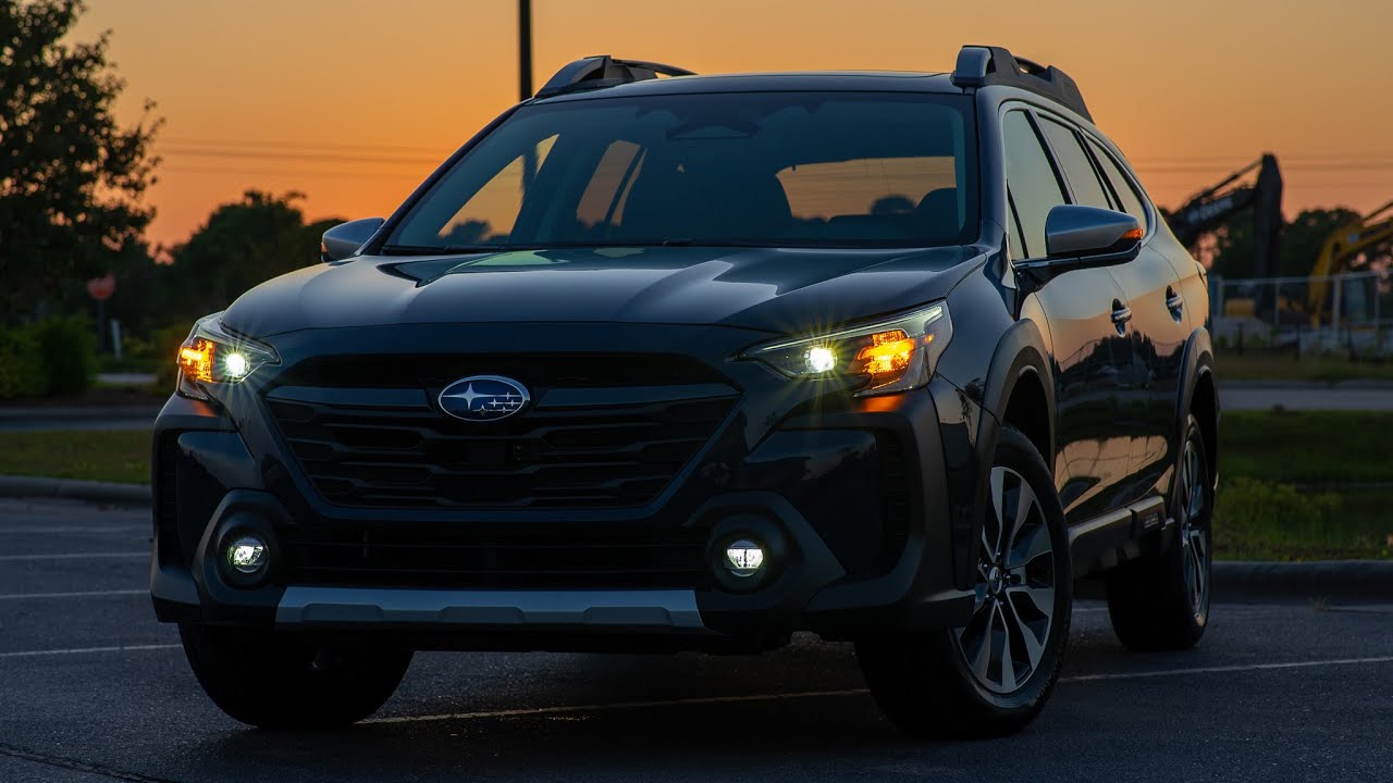 AT NIGHT: 2025 Subaru Outback Touring XT -- Night Review, Night Drive, Lighting Usability Analysis