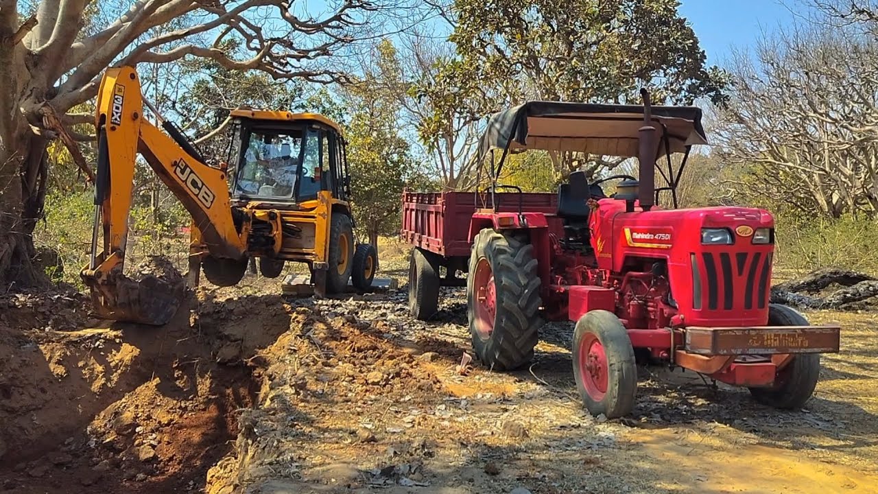 Tractor Loading By JCB Machine |  Amazing Work 