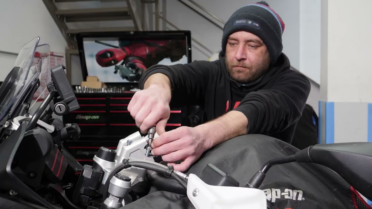 Fitting Wunderlich Bar risers to BMW R1250 GS Adventure