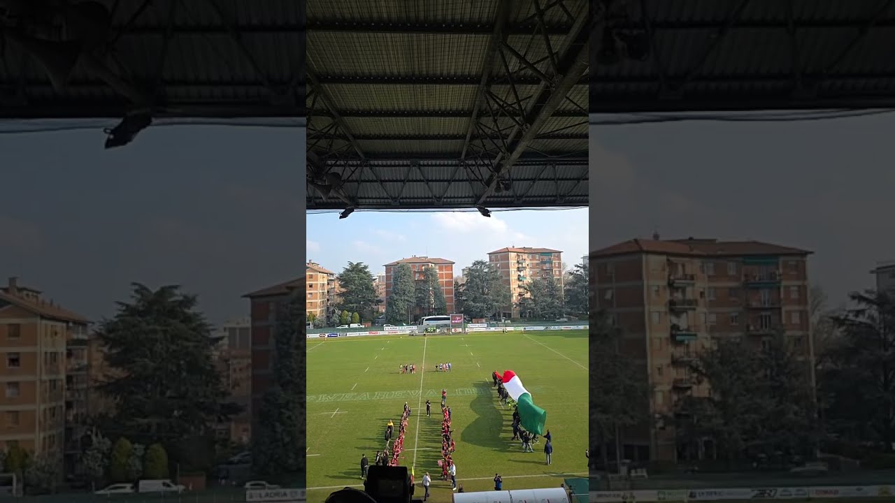 #Rugby, coppa Italia. Reggio Emilia-#Padova: la protezione civile, gli alpini. I bambini. I fumogeni