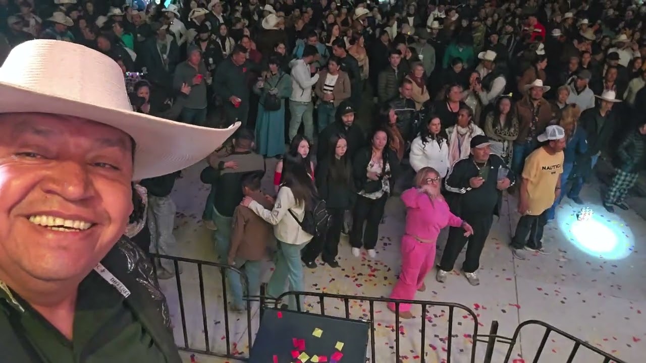EL ACEBUCHE GTO. En su fiesta 2026 con Lalo Padilla y sus poderosos de tuzantla contacto 📲7861196766
