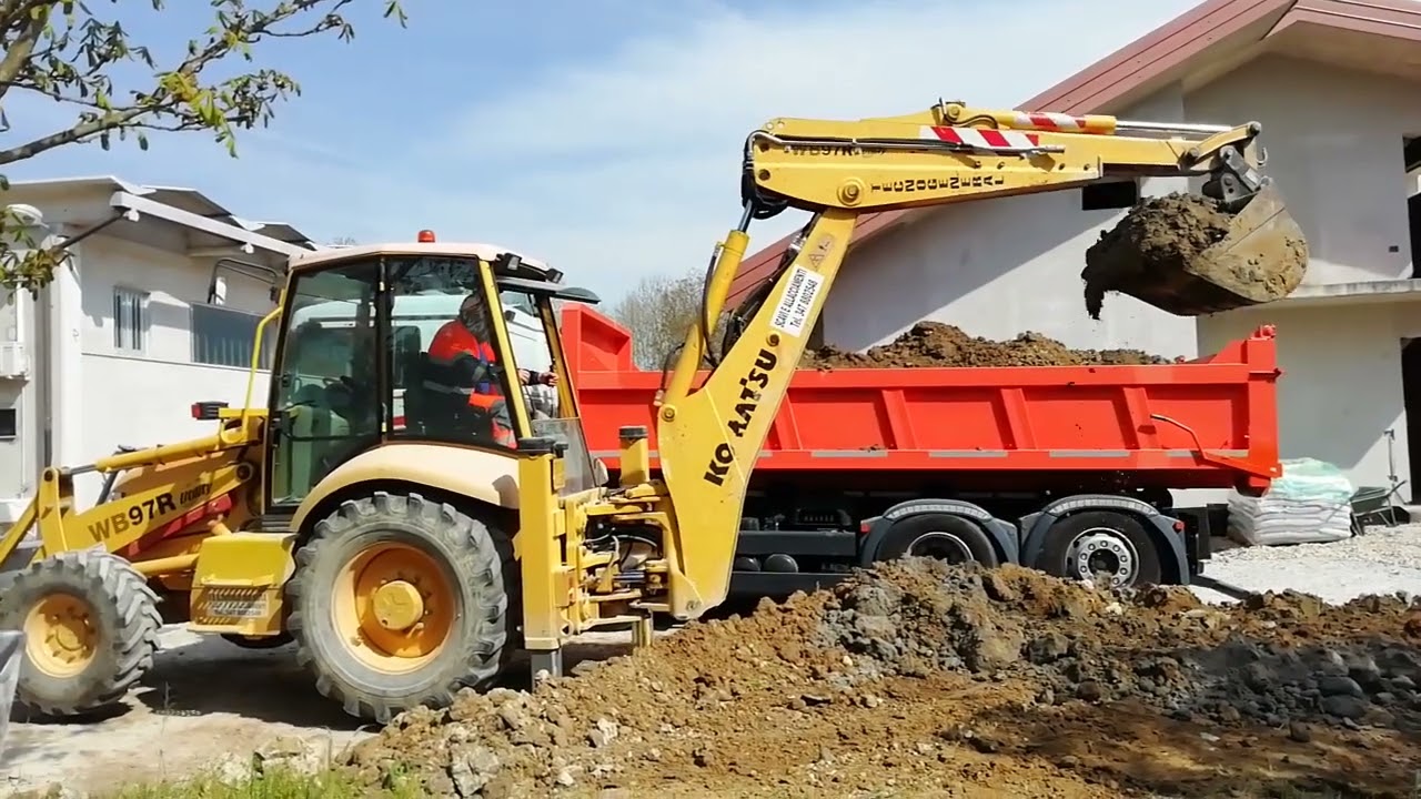 TERNA WB97R-2 + Autocarro MAN 320ql - carico terra su cassone