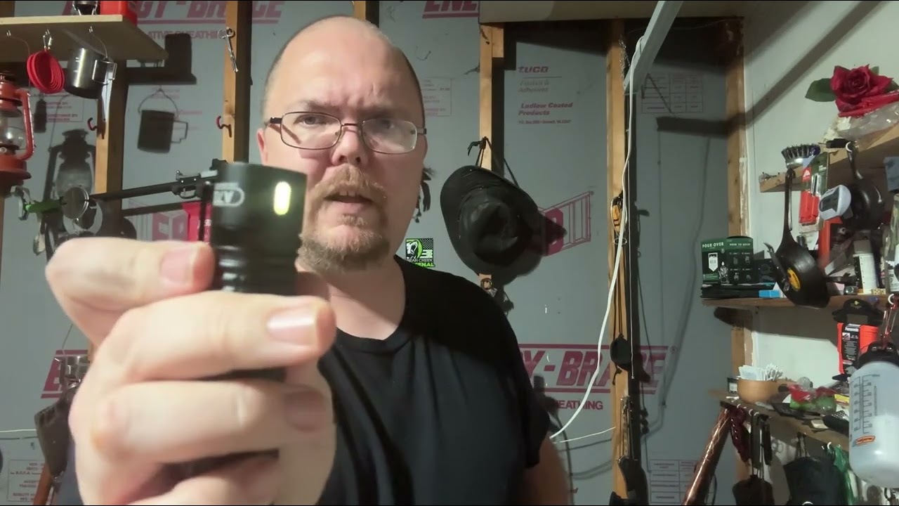 Warsun A700 Flashlight