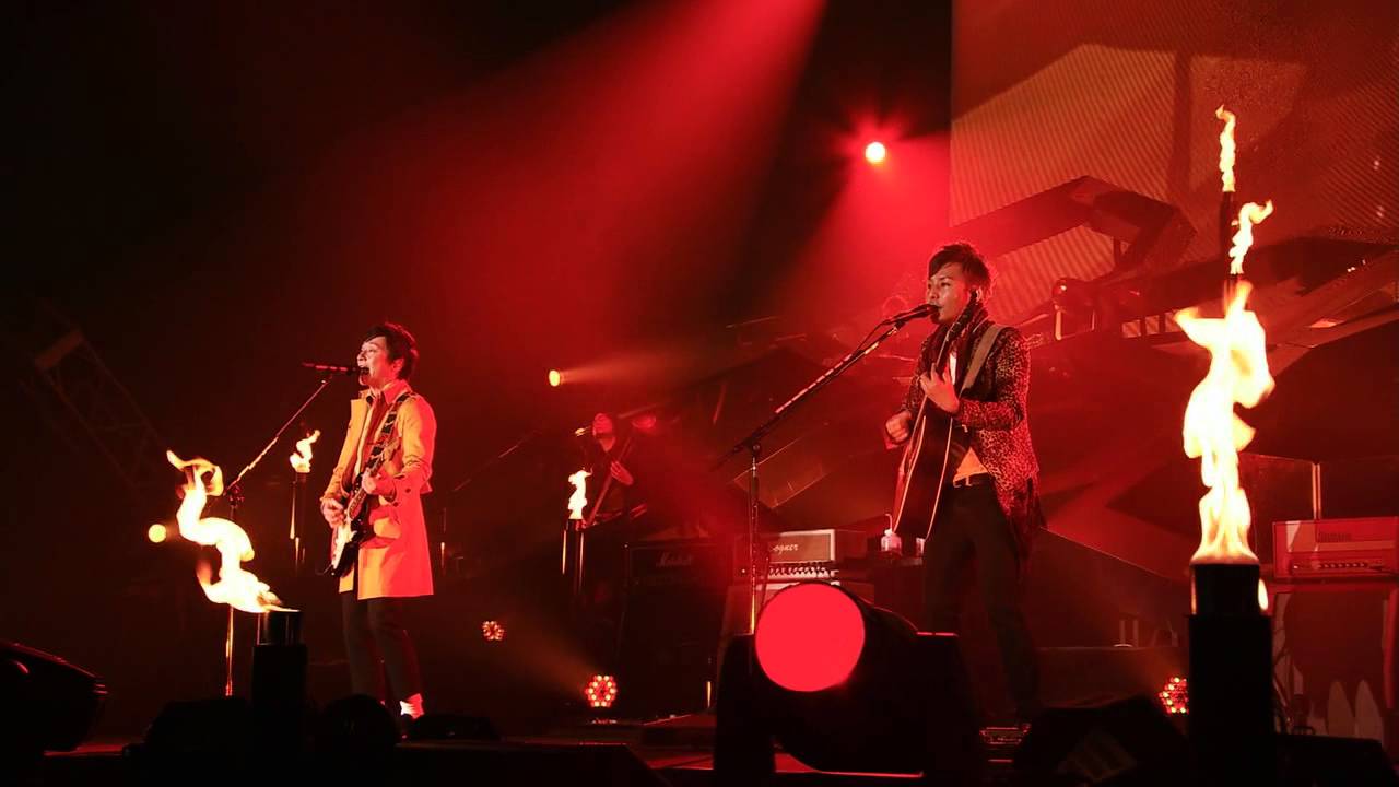 ポルノグラフィティ『ジョバイロ』（幕張ロマンスポルノ'11 ~DAYS OF WONDER~）/ PORNOGRAFFITTI『Yo Bailo（Live Ver.）』