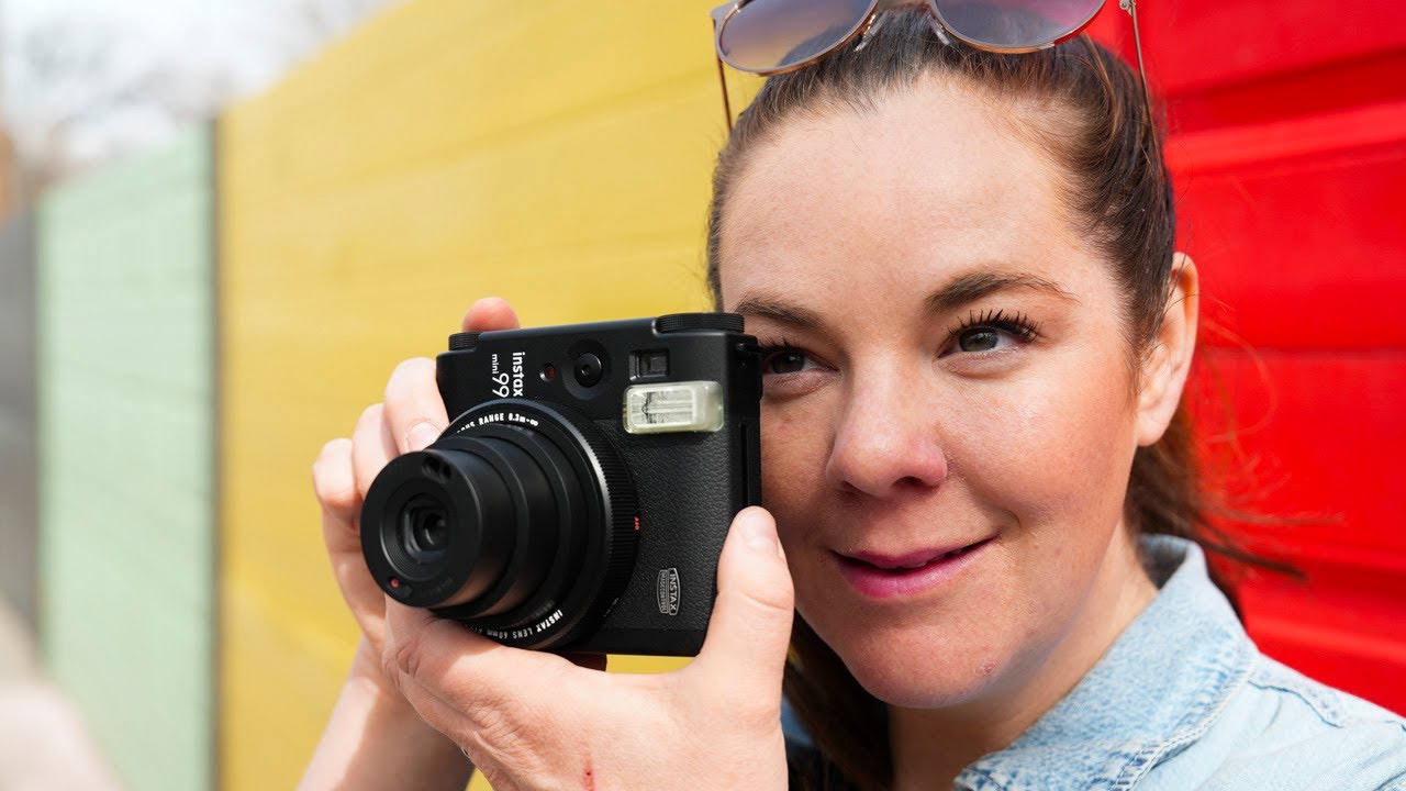 Почему все любят Fujifilm Instax Mini 99