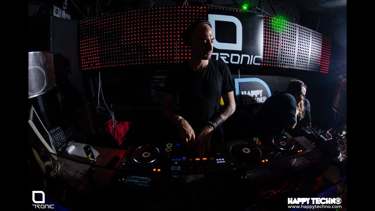 Manuel De La Mare @ Happy Techno & Tronic OFF WEEK Showcase (Barcelona / Spain) - 16/06/2017