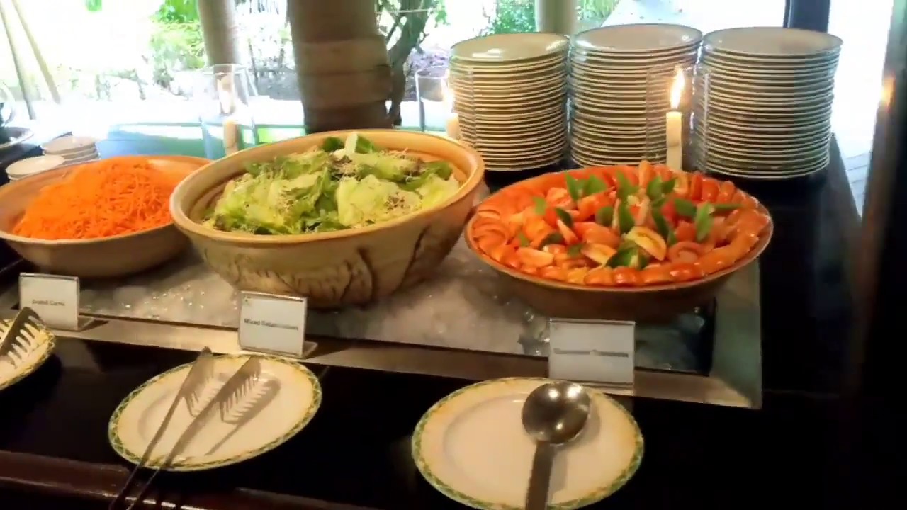Filitheyo Island Resort Maldives -  Lunch Buffet (2018)