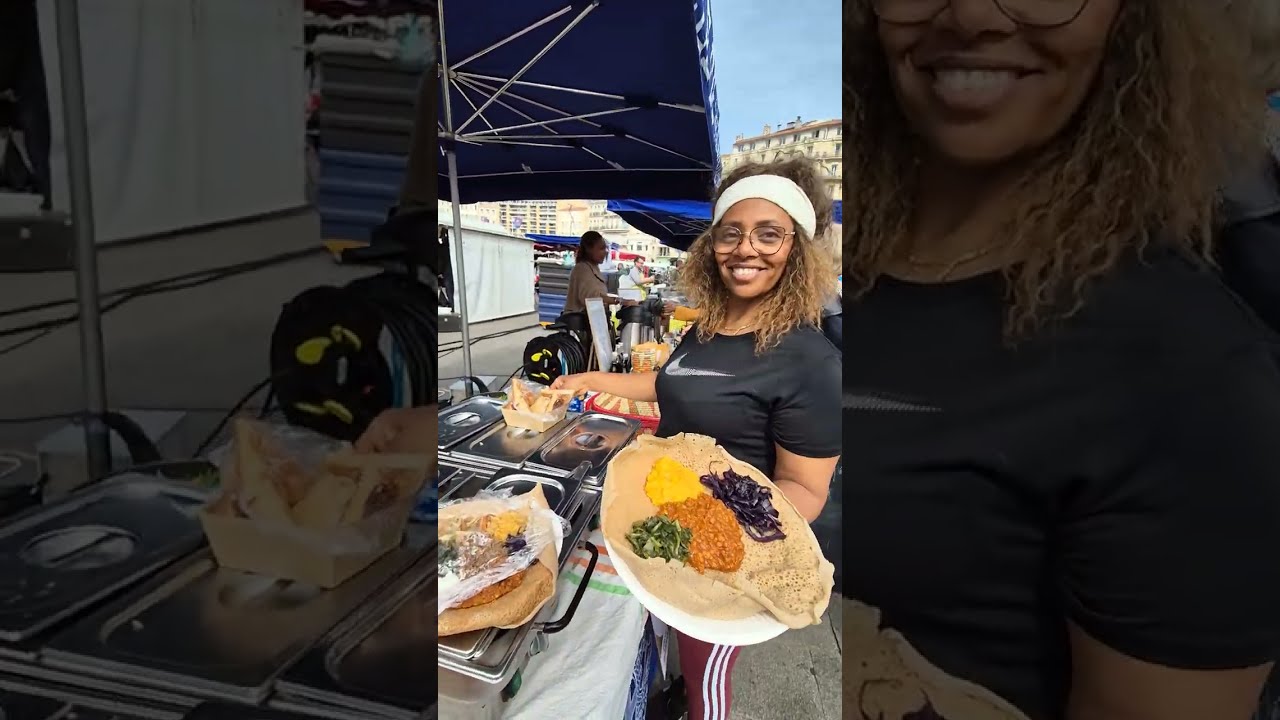 Marseille, marché du dimanche  Vieux-Port 👍👌💝. Venez goûter les divers plats 😋😋😋