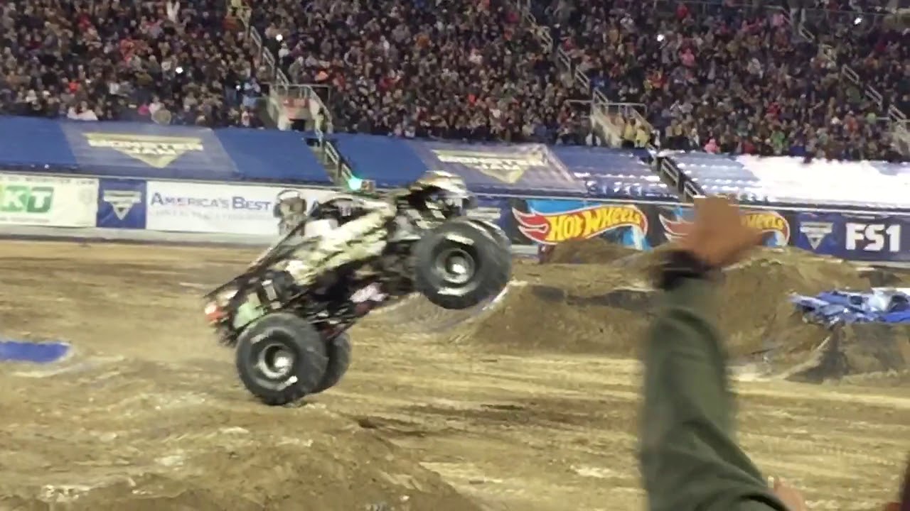 Monster Jam Orlando 2018 Freestyle - Black Pearl (Save of the Night)