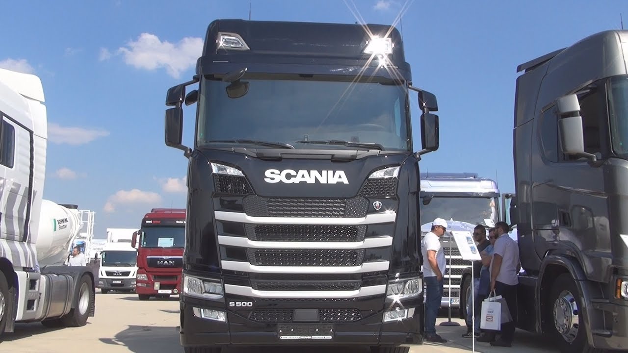 Scania S 500 A4x2LA Ebony Black Tractor Truck (2017) Exterior and Interior