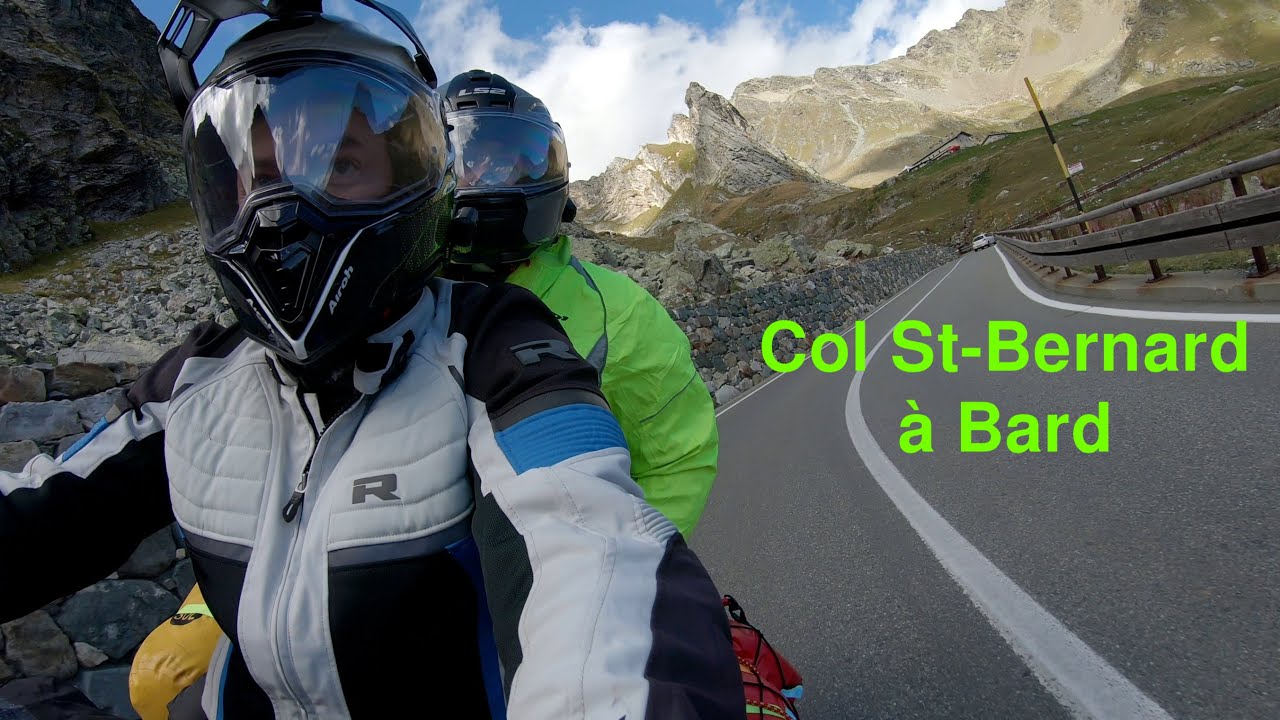 RoadTrip Moto Suisse Col du Grand Saint Bernard à Bard en Italie - Septembre 2022