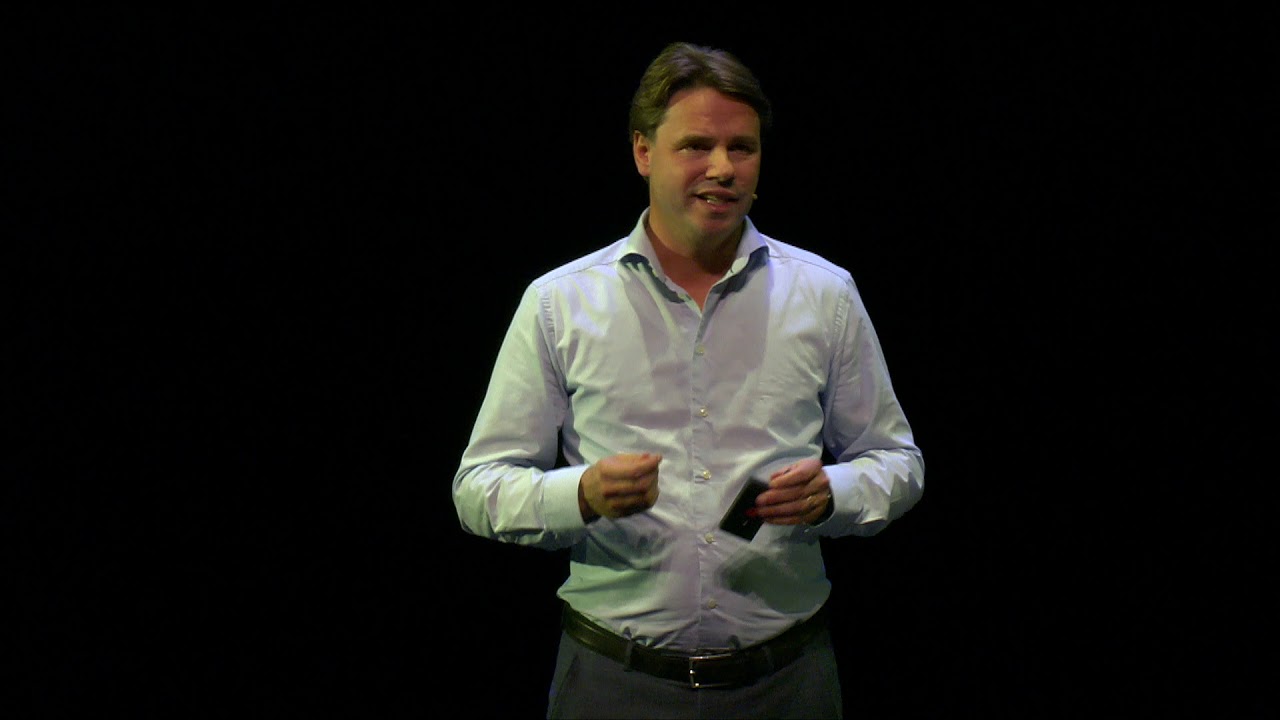 Is there more than just beer in a bottle? | Peer Swinkels | TEDxVeghel