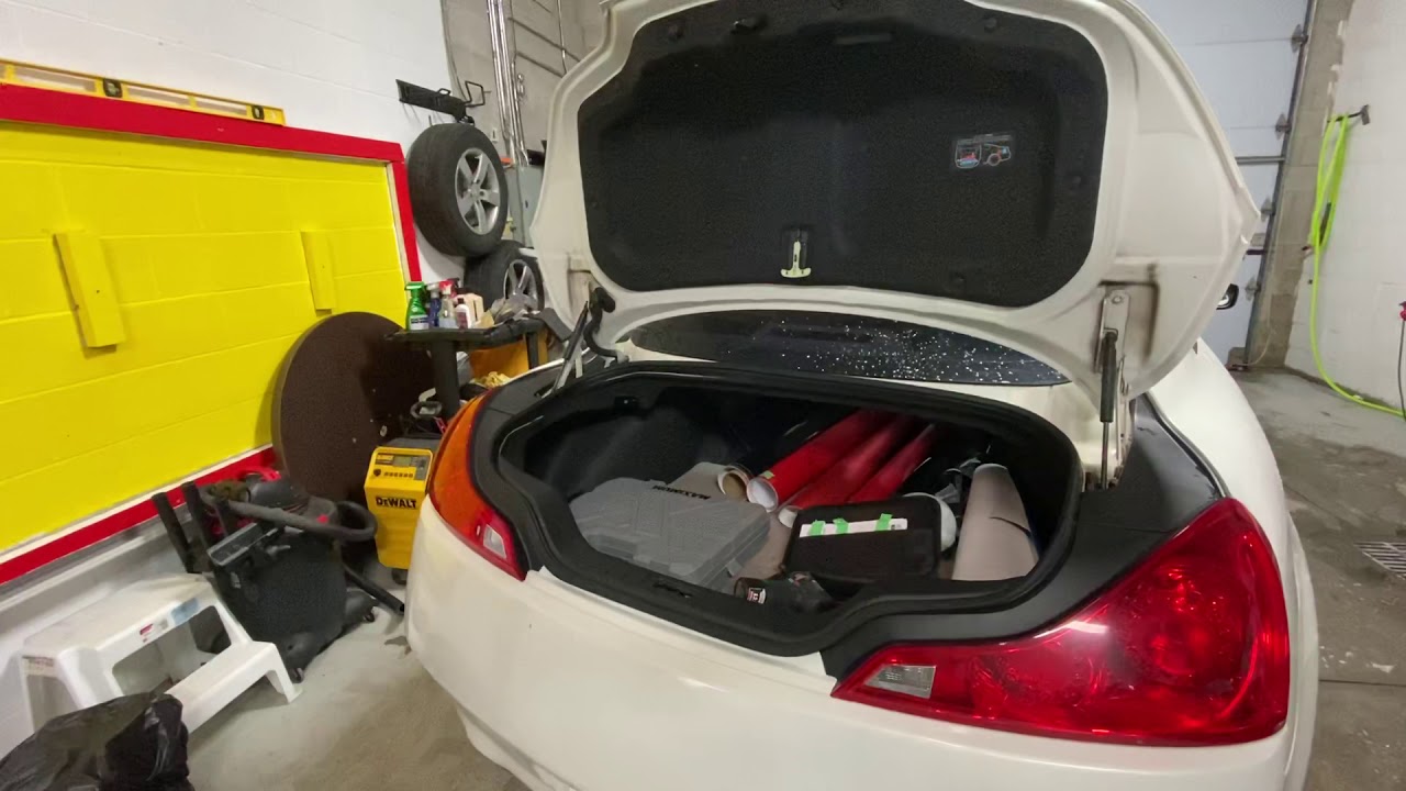Infiniti G37 tail light removal