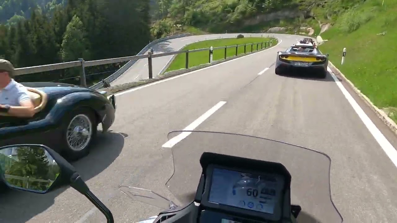 Honda NT 1100 DCT Swiss mountain roads