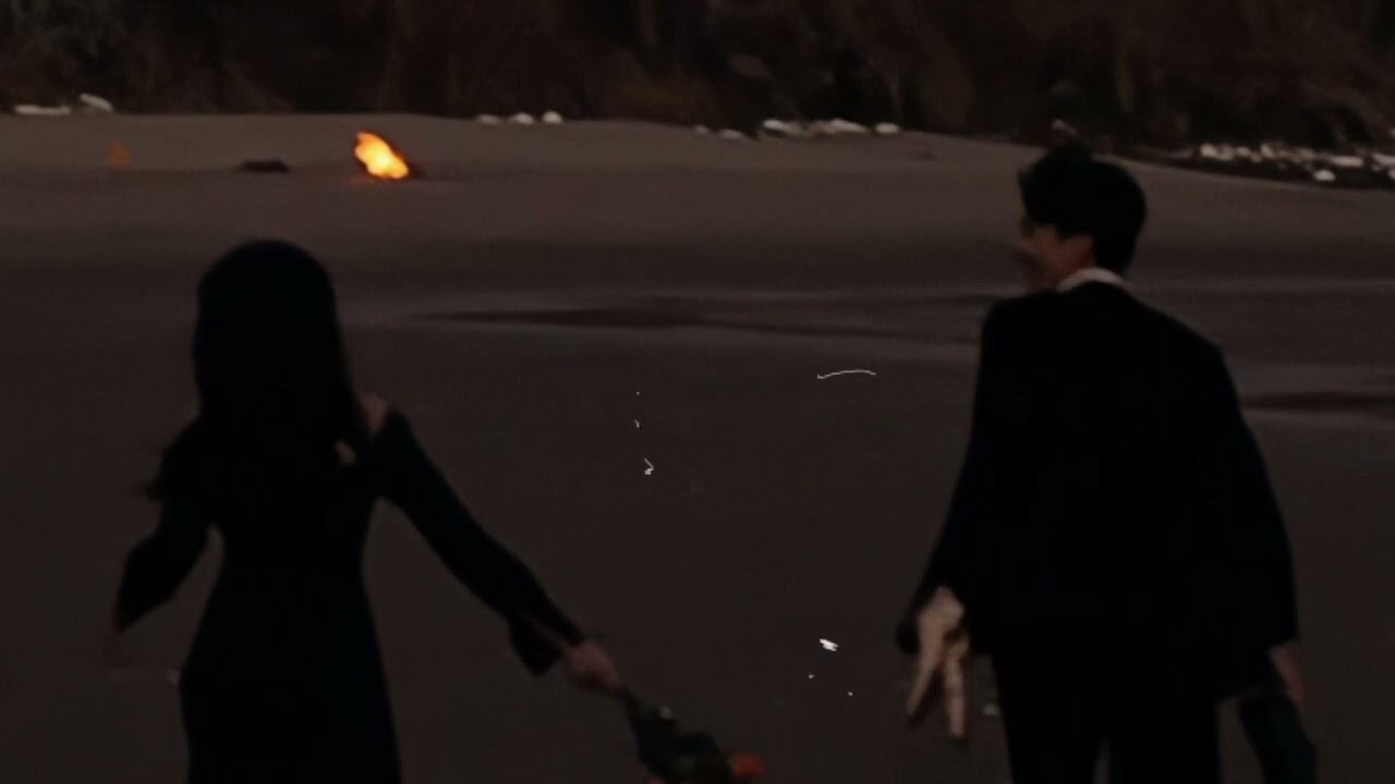 𝐬𝐨 𝐭𝐡𝐢𝐬 𝐢𝐬 𝐥𝐨𝐯𝐞; 𝐚 𝐩𝐥𝐚𝐲𝐥𝐢𝐬𝐭
