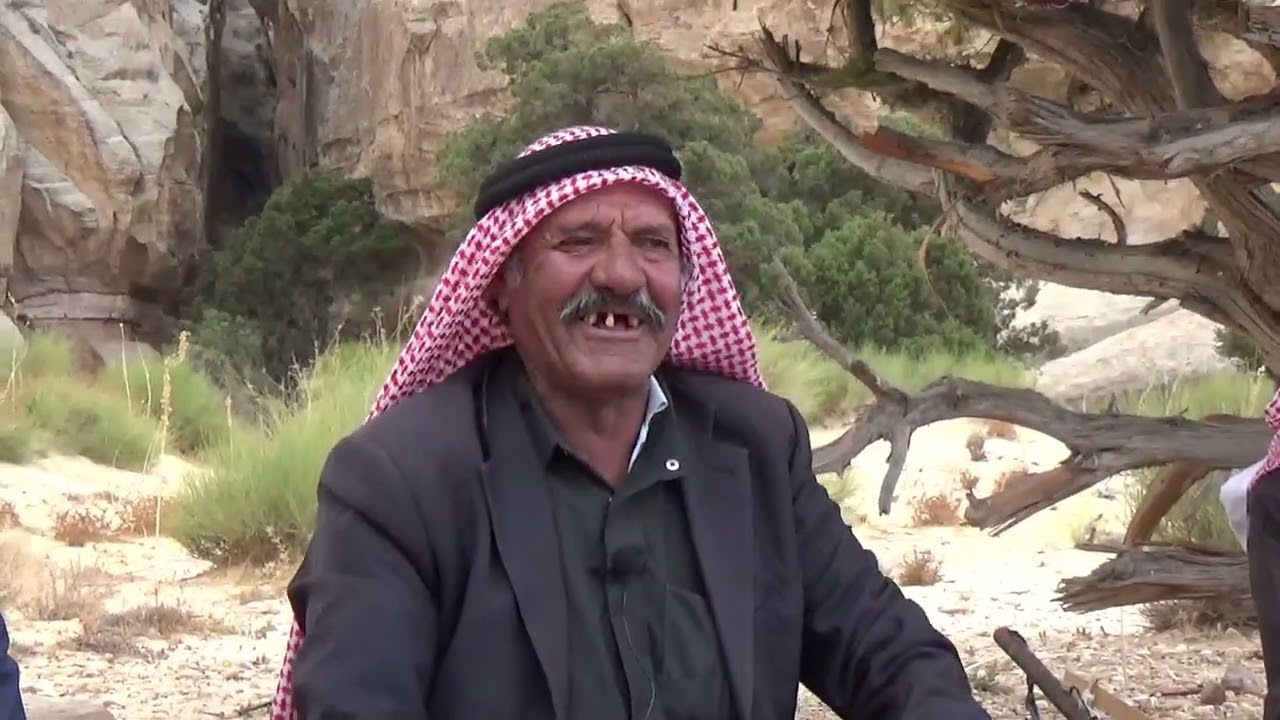 شعر وقصيد الشاعر الحج عبدالله يشرح عن انواع البناد  ق قديما