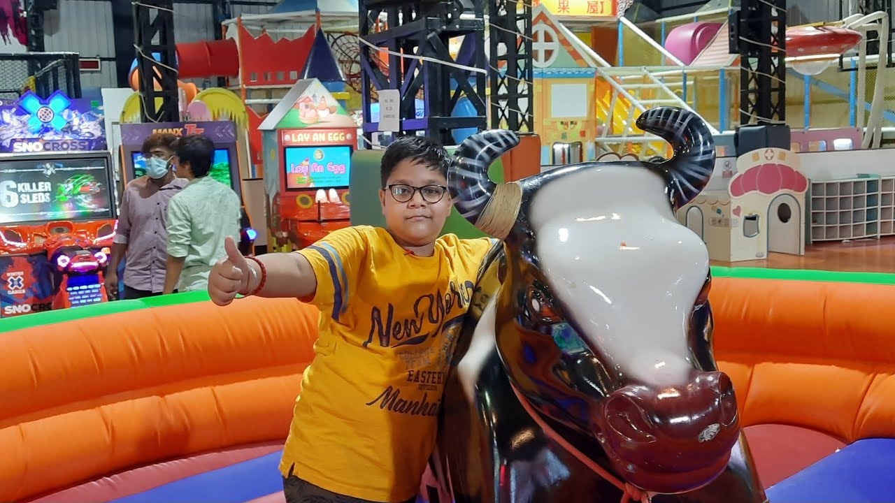 || FUNZXTREME COIMBATORE || FUN GAMES || KOMUTI VETRI ||