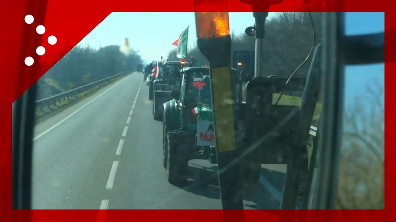 Il corteo dei trattori converge nuovamente verso Milano