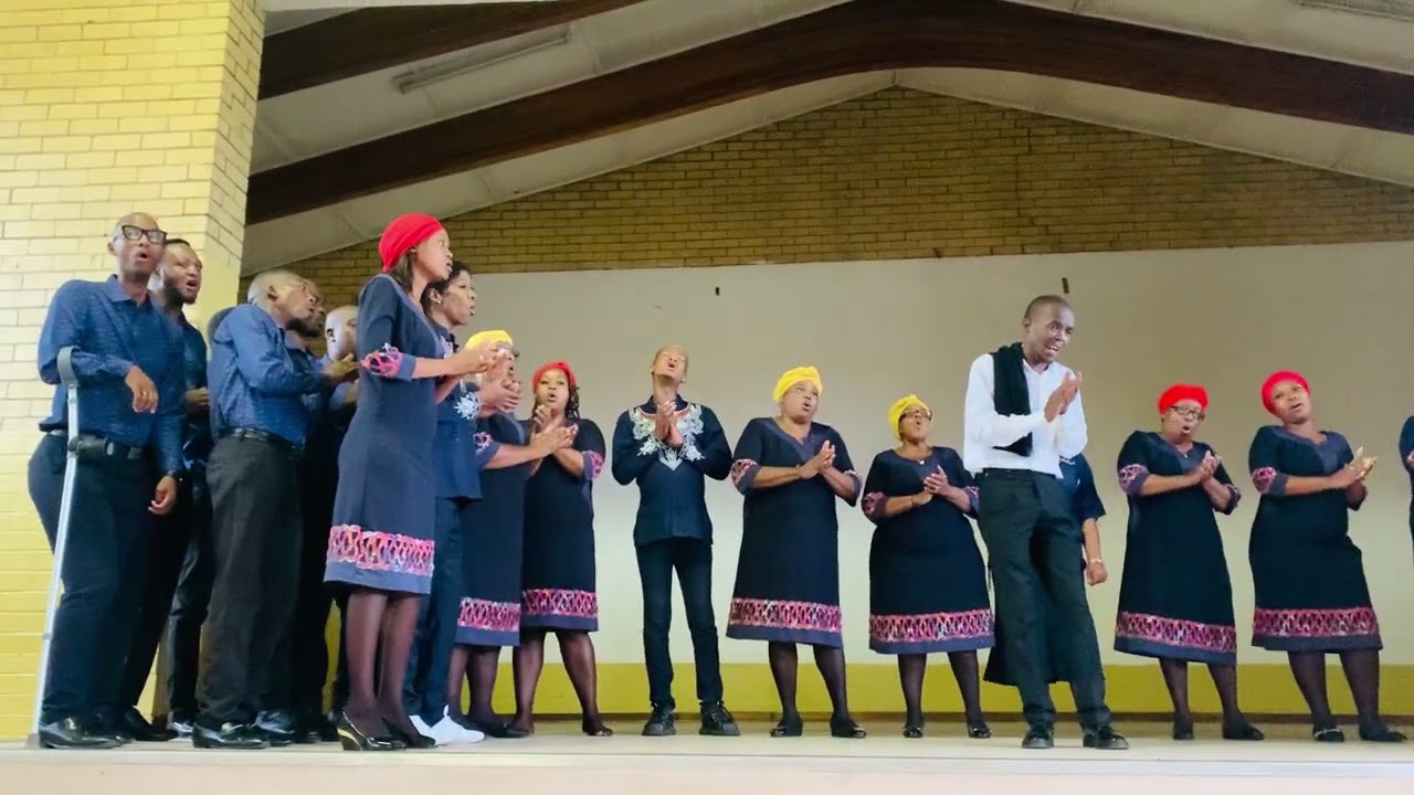 ST MICHAELS CHURCH CHOIR - E Jwale