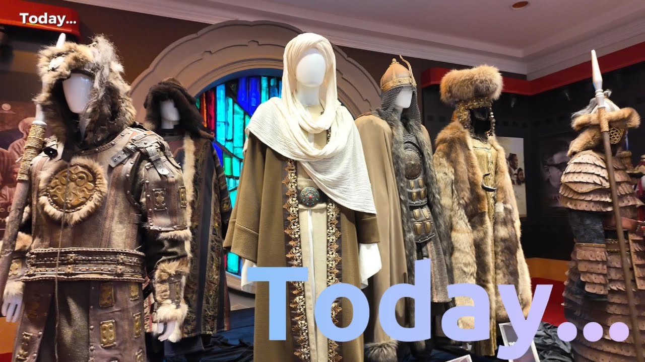 Theatrical costumes. Tеатральный костюмы. Teatr liboslari