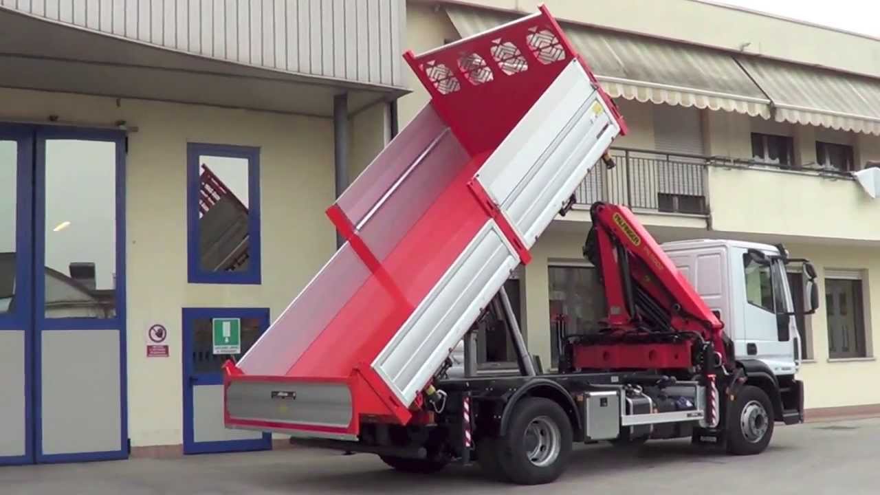 Iveco Eurocargo 2 assi - Cassone ribaltabile con gru Palfinger
