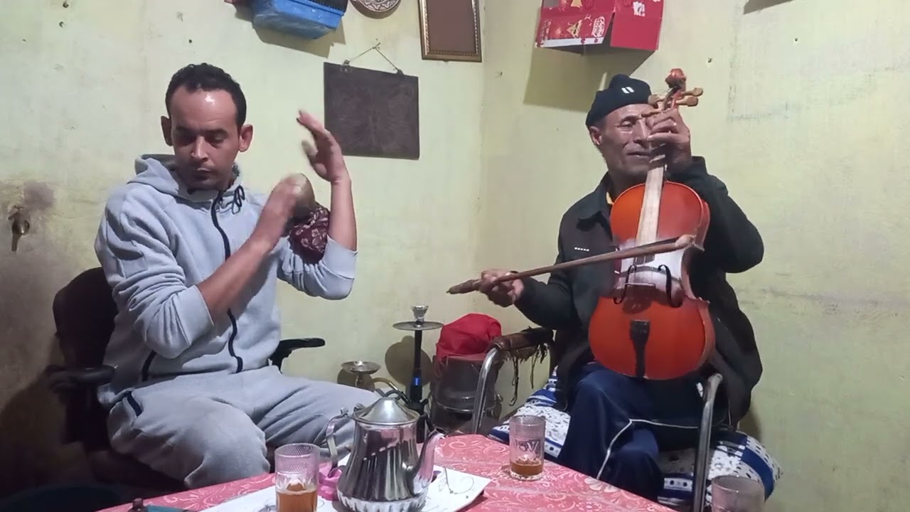 عيطة صامتة بدون مكبرات الصوت وطائر الحسون يغرد سمع وتمتع 0712824254
