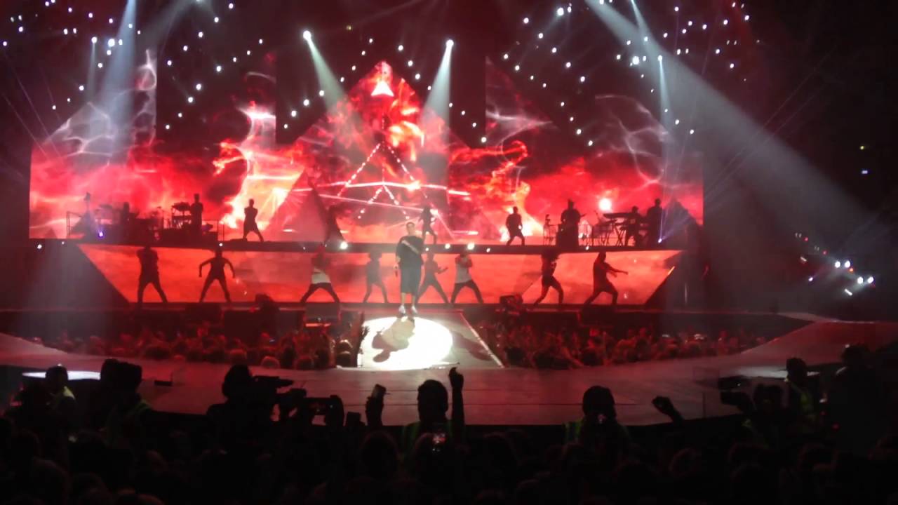 Justin Bieber - Let Me Love You live