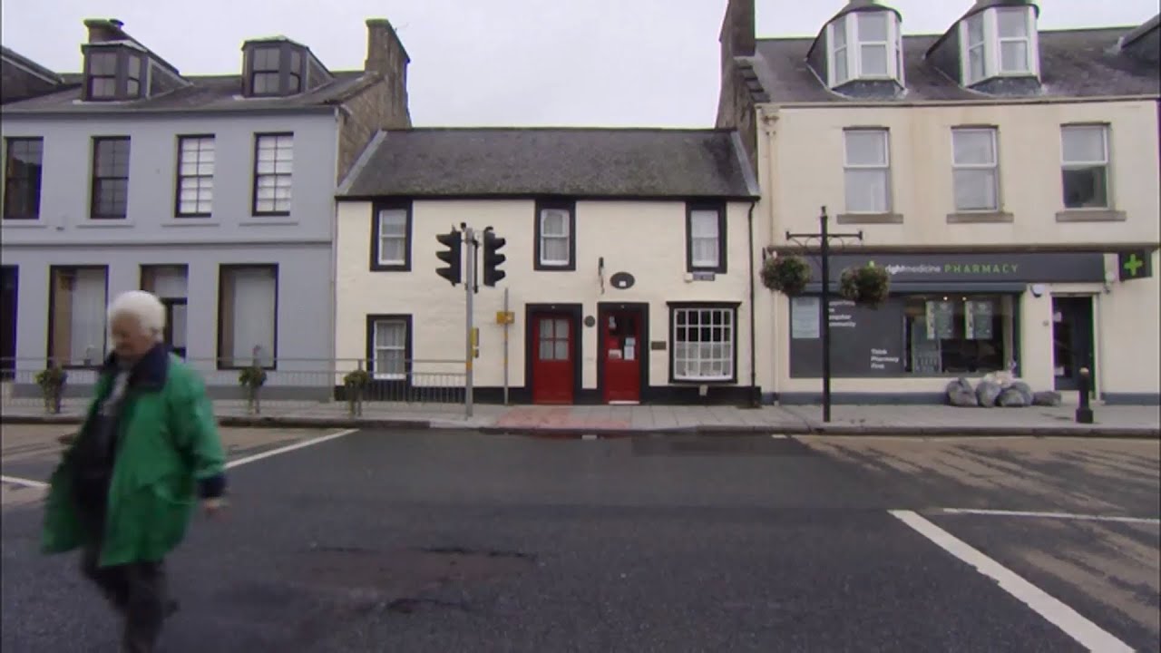 Oldest Post Office in the world saved from closing (2) (Scotland) - ITV News - 20/Sep/2023