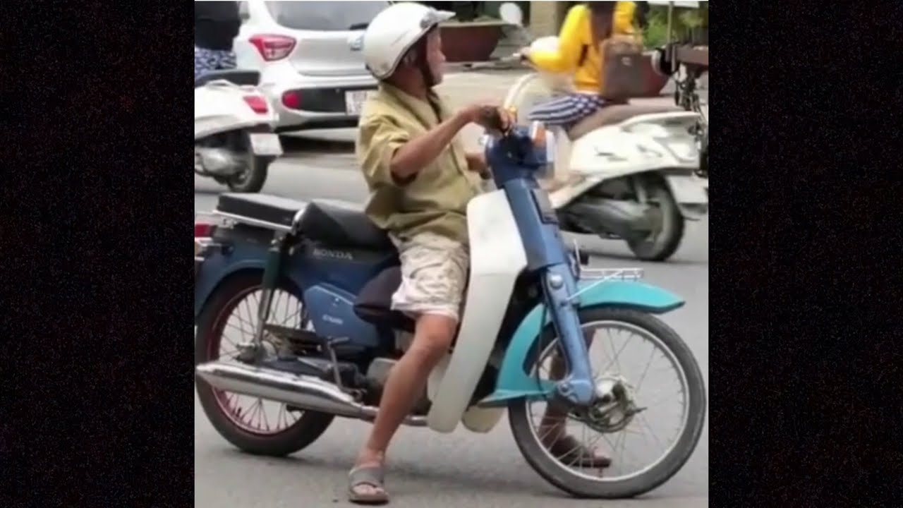L&ecirc; văn l&acirc;m lồng tiếng - Thứ 7 - B&eacute; L&acirc;m Vlog