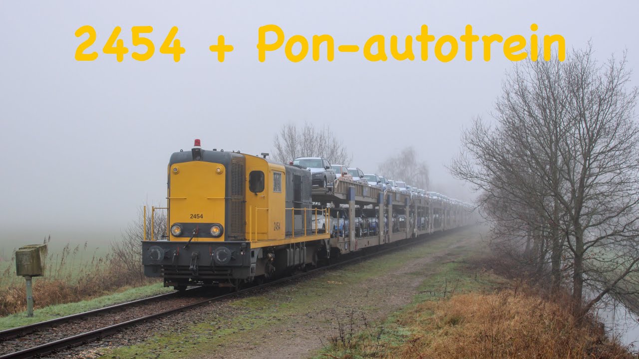 Crew 2454 + Pon-autotrein vertrekt uit Leusden