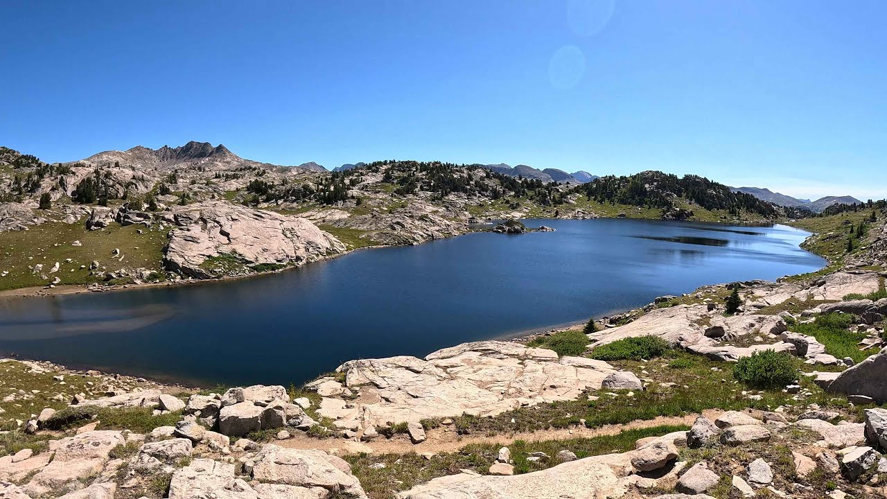 Backpacking the Doubletop Mountain / Summit Lake / Heart Lake loop in Wyoming's Wind River Range