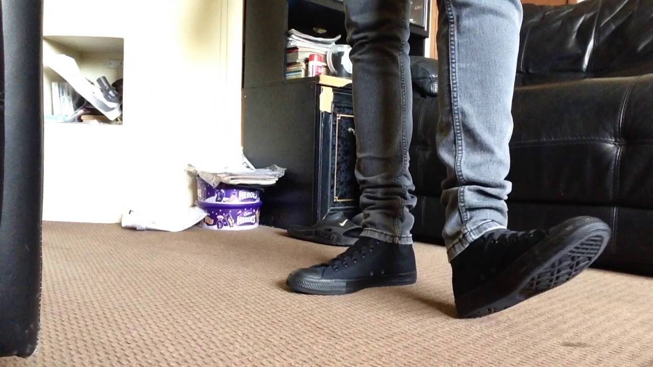 New black mono converse with grey skinny jeans shoeplay