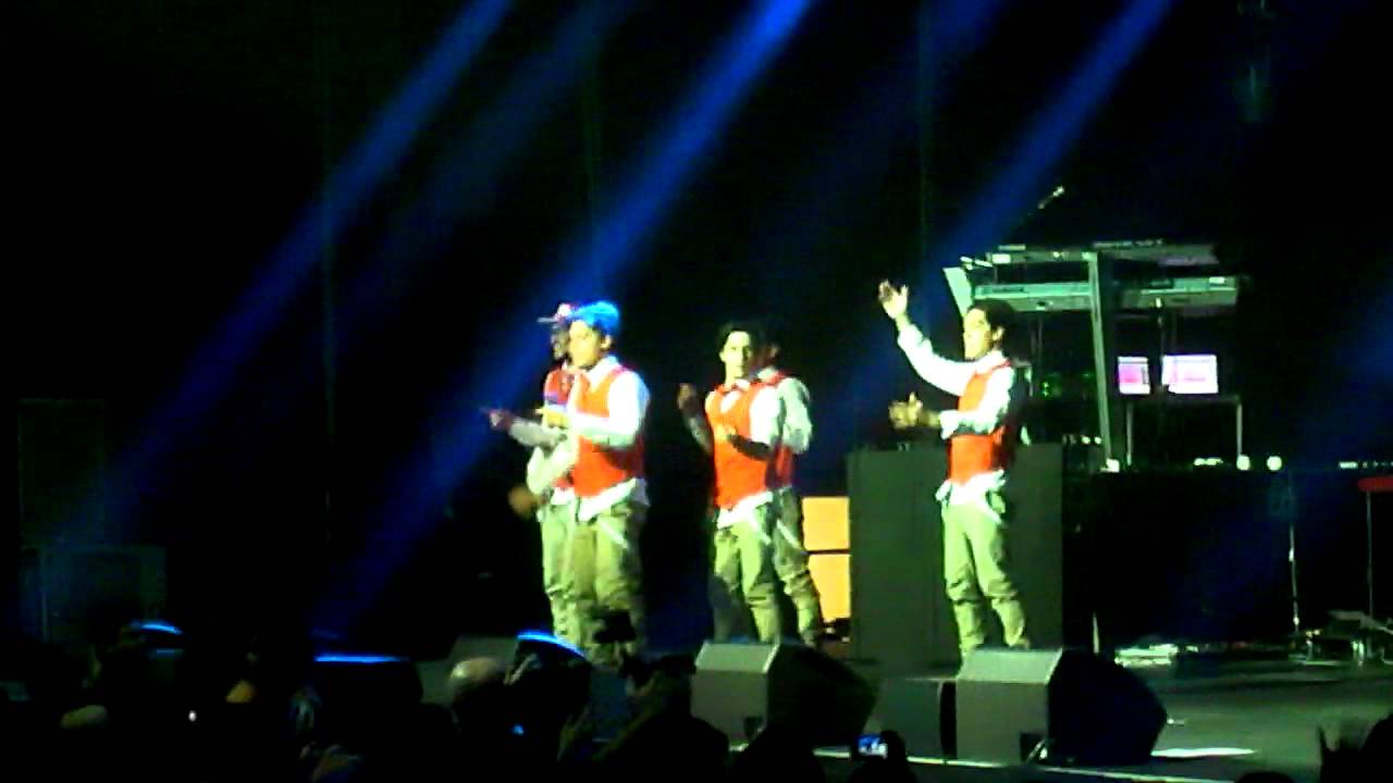 Justice Crew part 1 @ One Direction Sydney Hordern Pavillion concert 13/04/2012