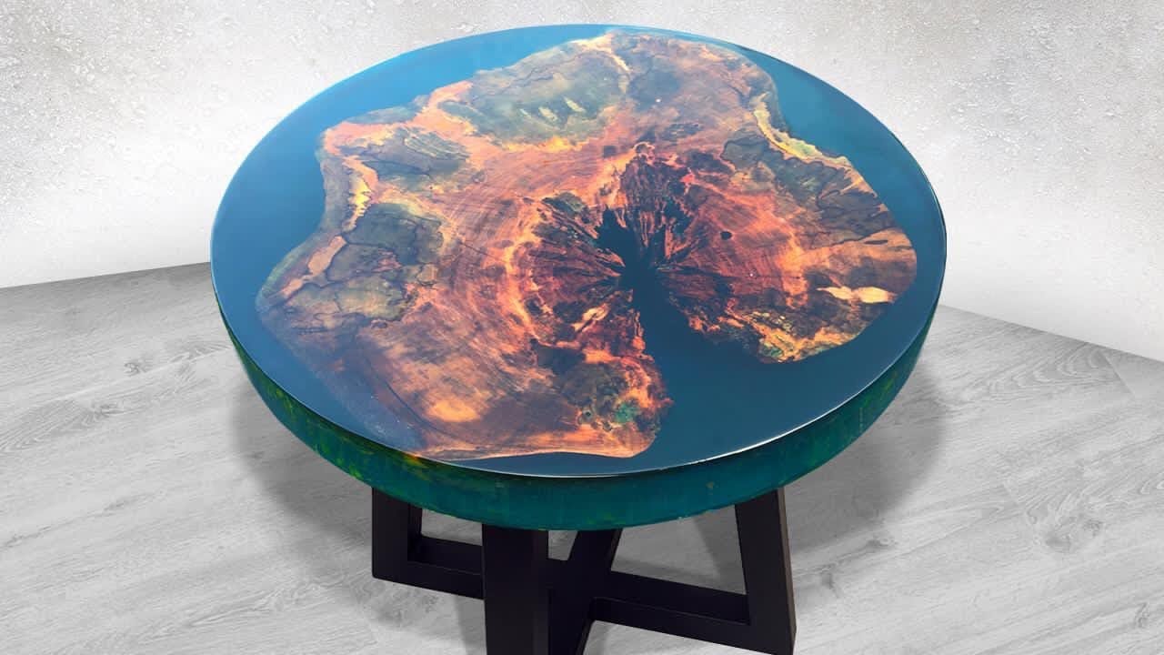 Это очень просто залить в тазике столик планету ROUND EPOXY TABLE PLANET #woodworking