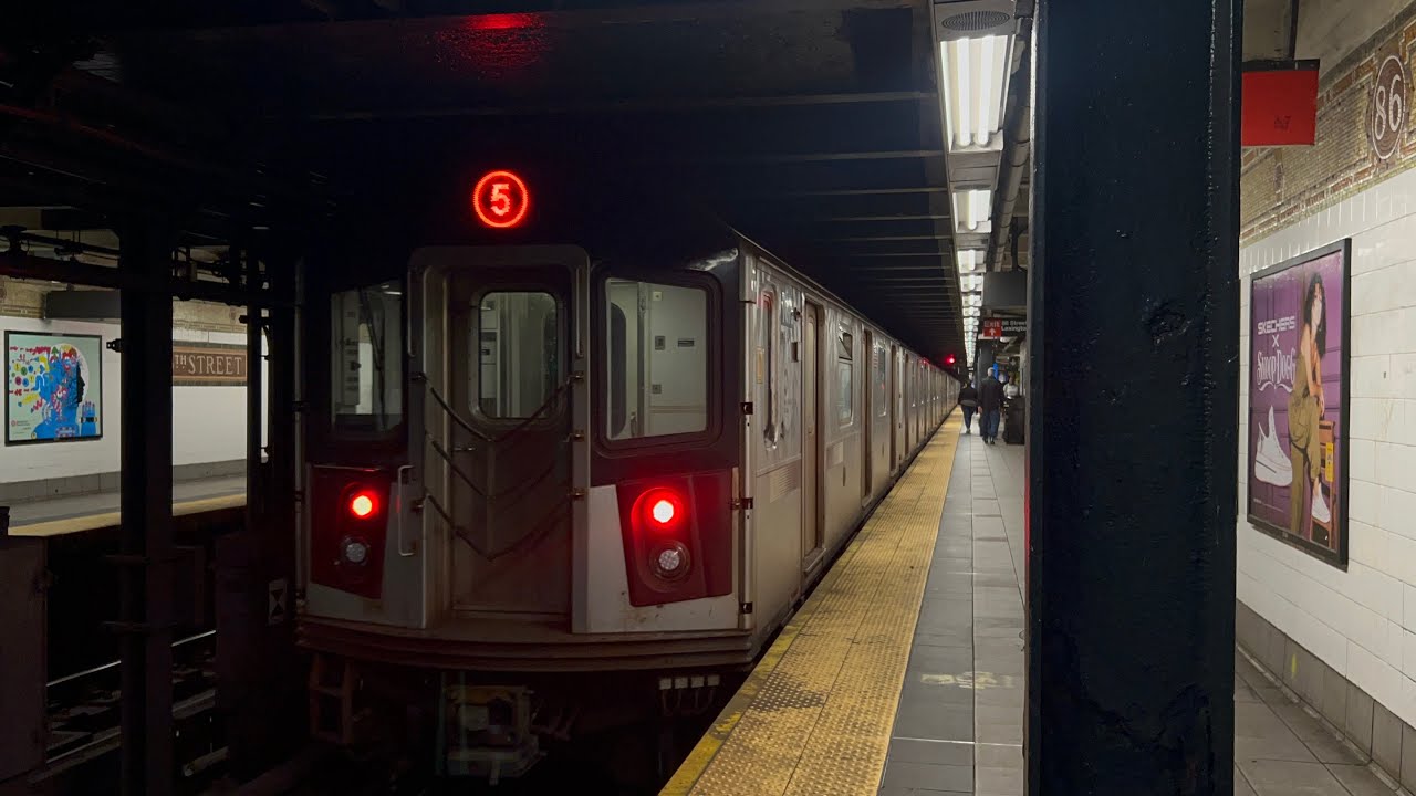 IRT Lexington Ave Line: (4) (5) (6) Local Trains @ 86th Street (R62A, R142, R142A)