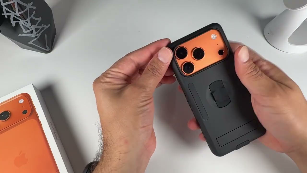 Честный обзор MagBak Elite: чехол для iPhone 17 Pro в цвете «Космический оранжевый»