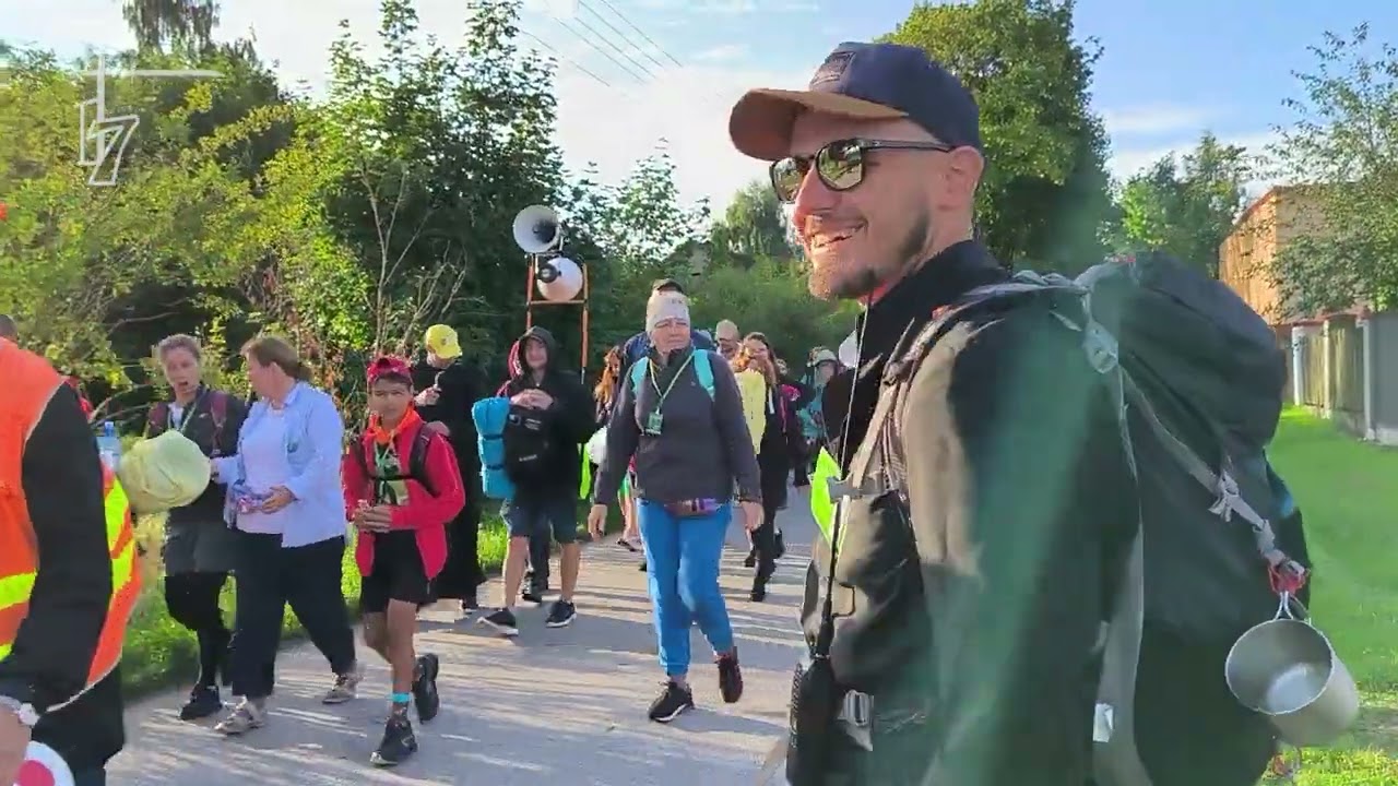 Kulisy pielgrzymki - służby Siedemnastek w akcji.😁