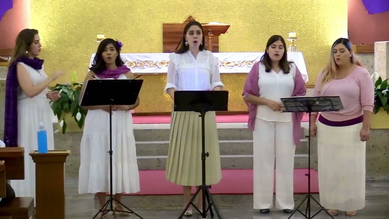 Ave Regina (Carlotta Ferrari)