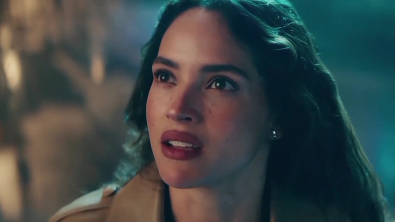 AT&T Commercial (2026) | iPhone 18 Pro | Featuring Adria Arjona