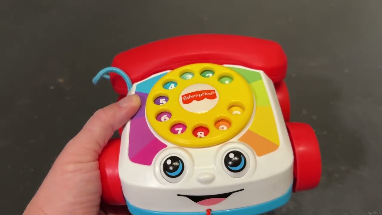 Open-ended play with this TELEPHONE PULL toy