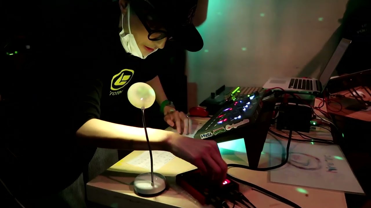 hirotec live 2023.04.22 at koenji knock 2 (taken by hikari togawa a.k.a nanabit)