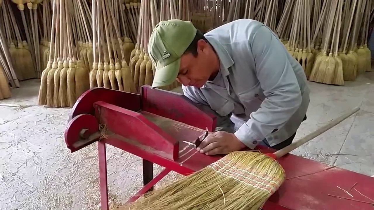 Escobas Fábrica villafañe formosa argentina