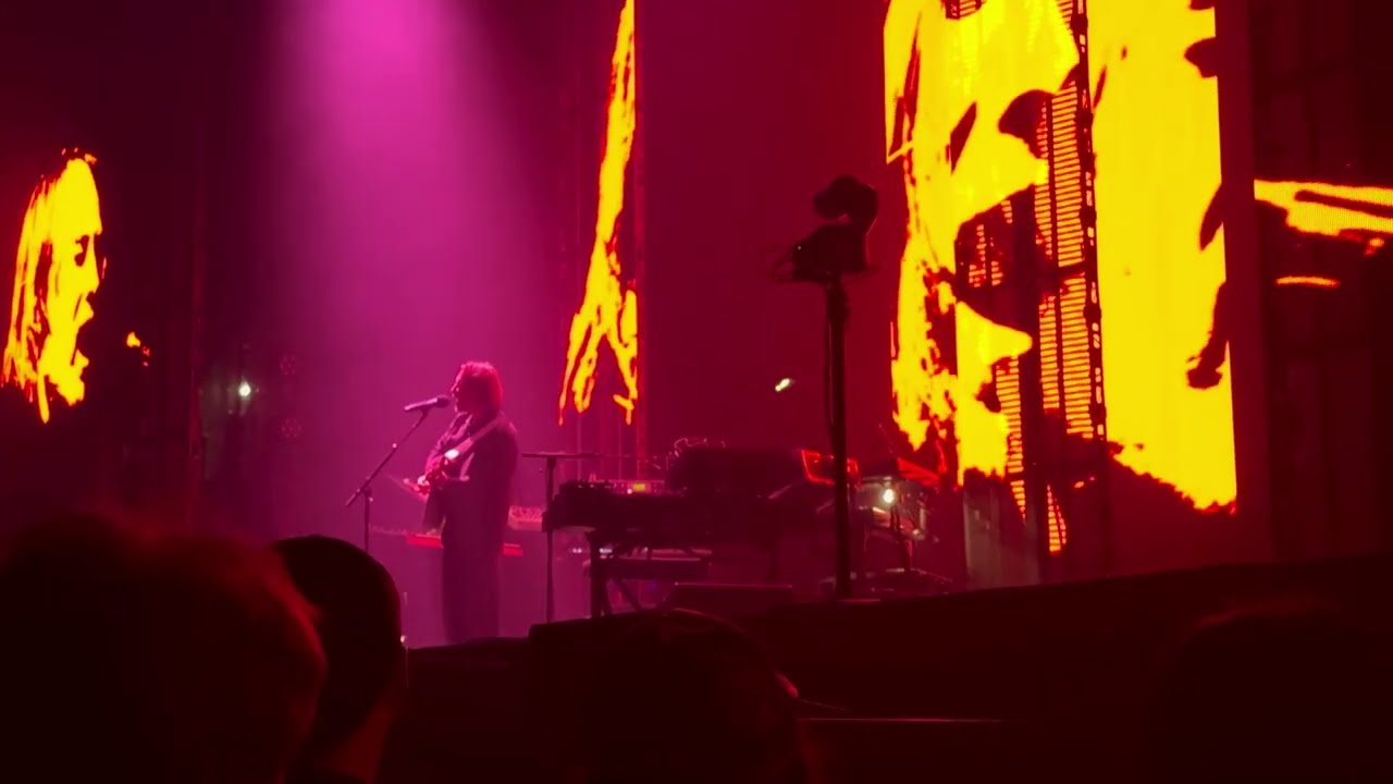 Thom Yorke - Weird Fishes (Auckland, New Zealand 2nd night 26 October 2024)