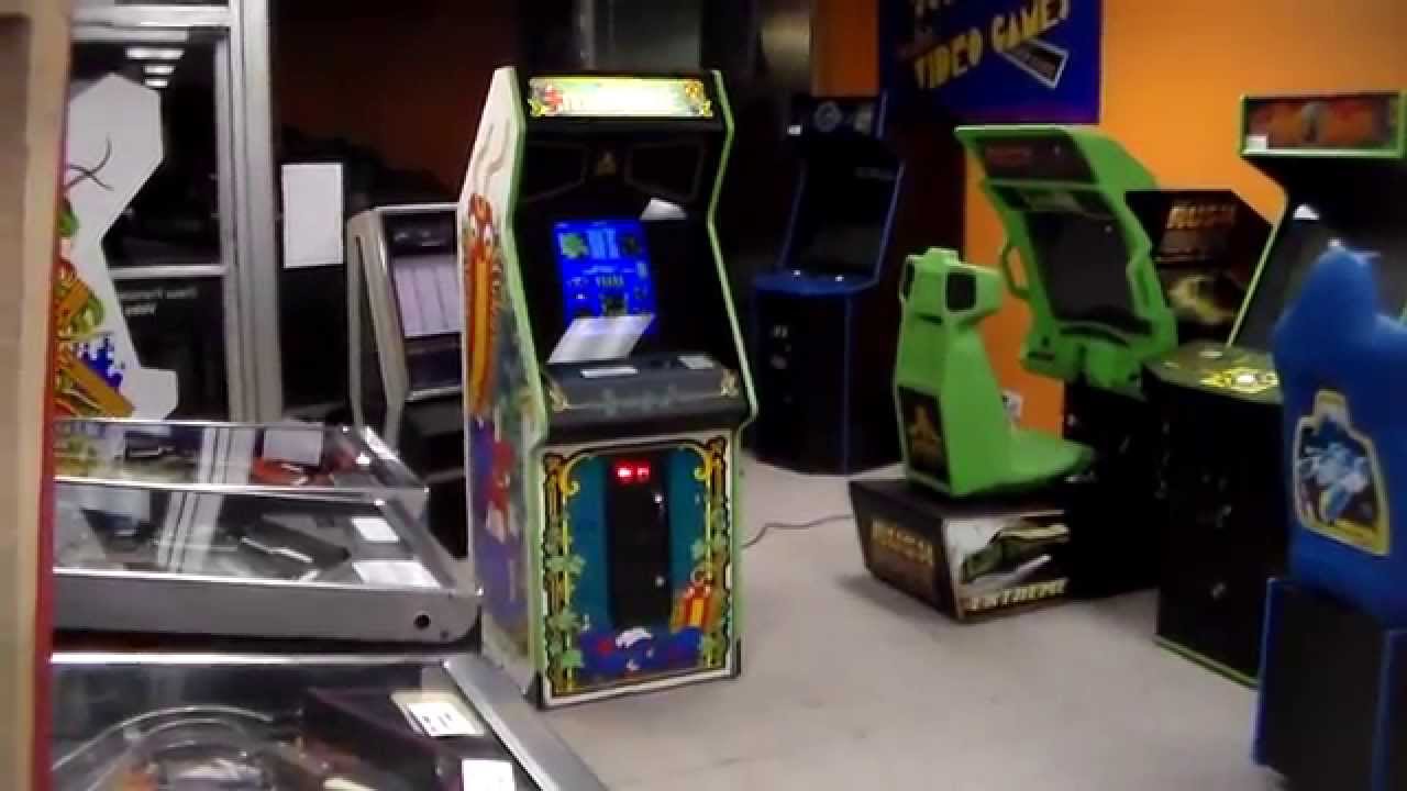 Аркадный автомат Millipede от Atari — классическое продолжение Centipede! Один из самых красивых ...