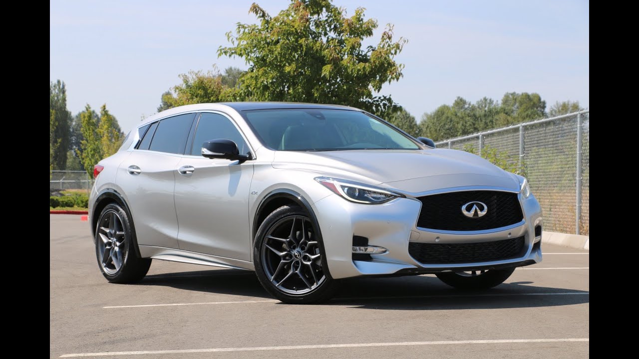 2017 INFINITI QX30 Sport